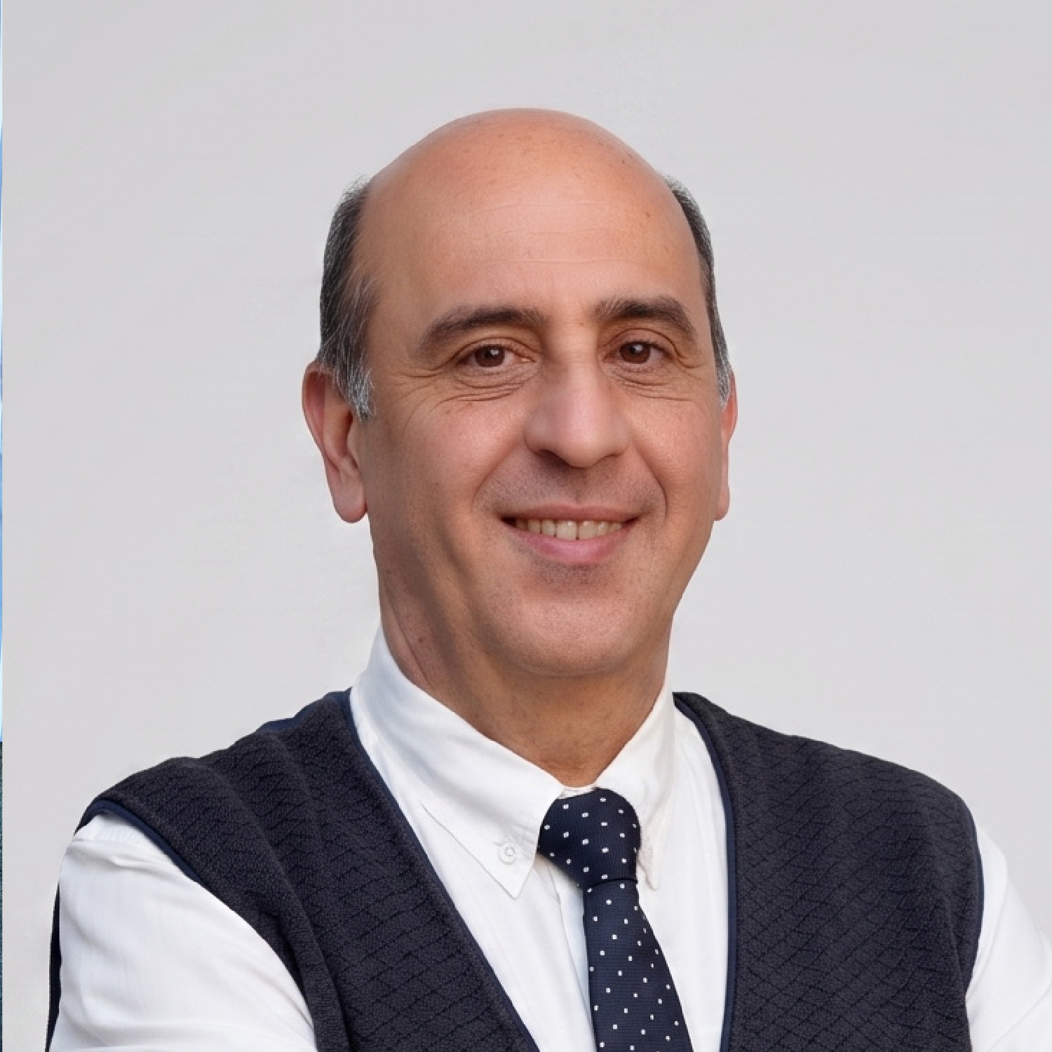Dentist Aret Karabulut