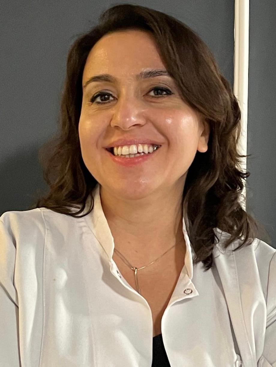 EBRU ŞAŞMAZLAR