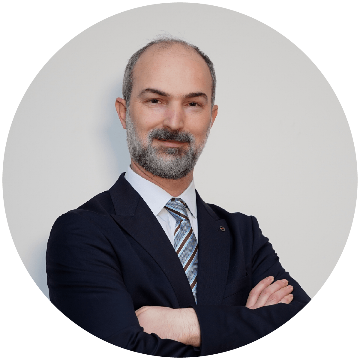 Dişhekimi Fatih Özçayan